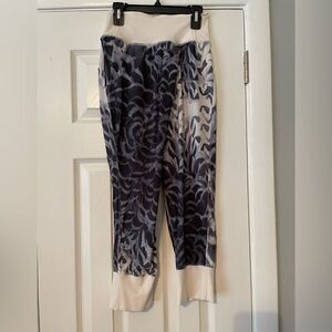 Lululemon Dance To Yoga Cropped Harem Pants Women’s Size 4